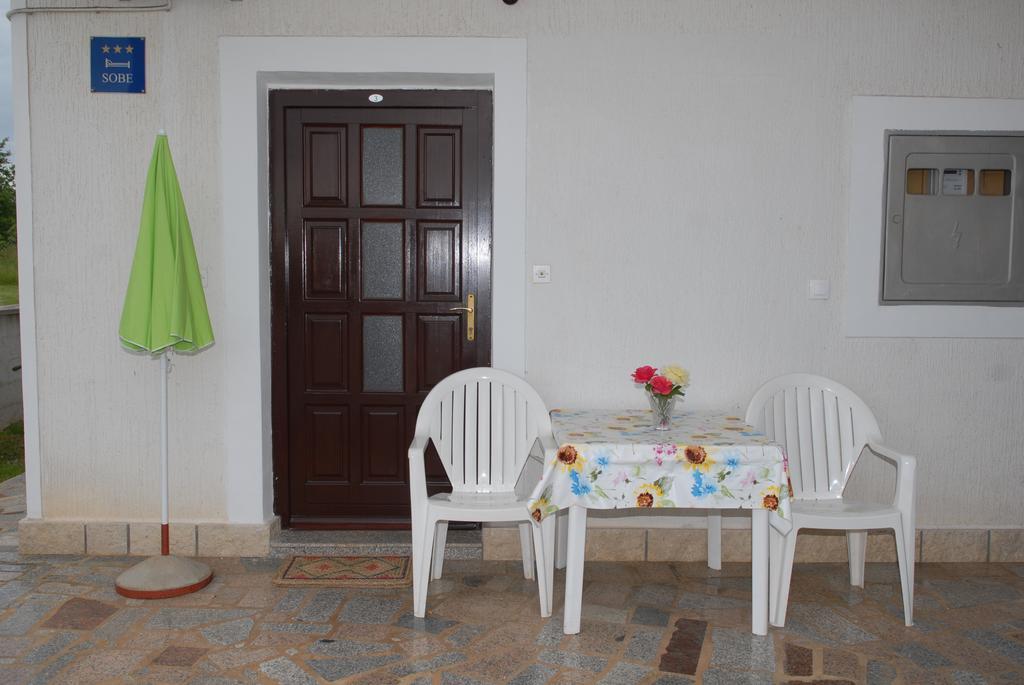 Apartment Vesna Veleniki Ngoại thất bức ảnh