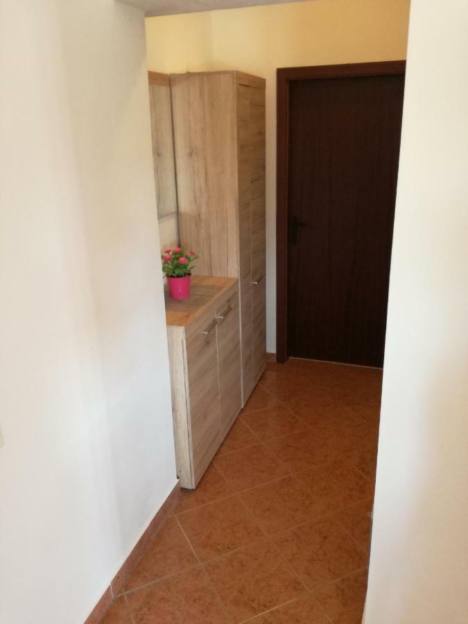 Apartment Vesna Veleniki Ngoại thất bức ảnh