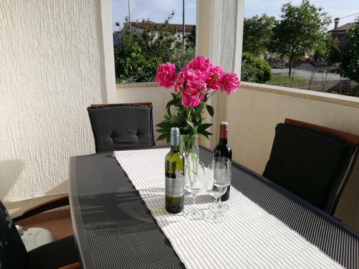 Apartment Vesna Veleniki Ngoại thất bức ảnh