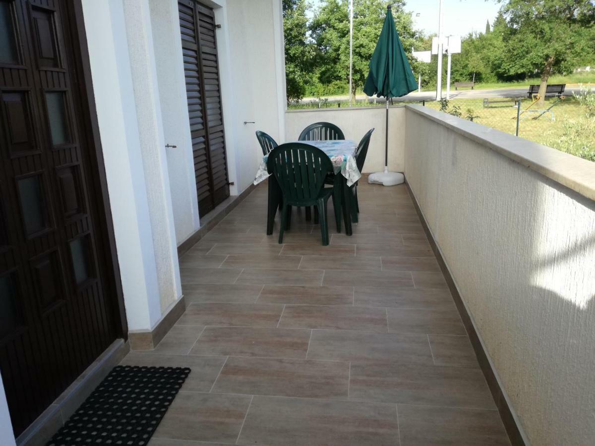 Apartment Vesna Veleniki Ngoại thất bức ảnh